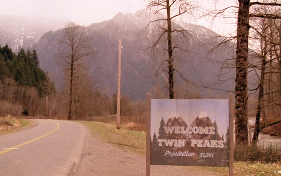 ο-ντ-λιντς-επιστρέφει-στο-twin-peaks-2115757