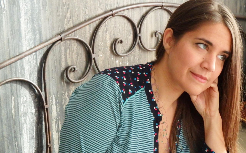 με-οικείες-και-αναγκαίες-μελωδίες-2115901