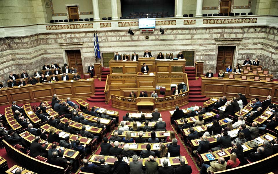 ευνοούνται-από-το-νέο-μισθολόγιο-οι-με-2114678
