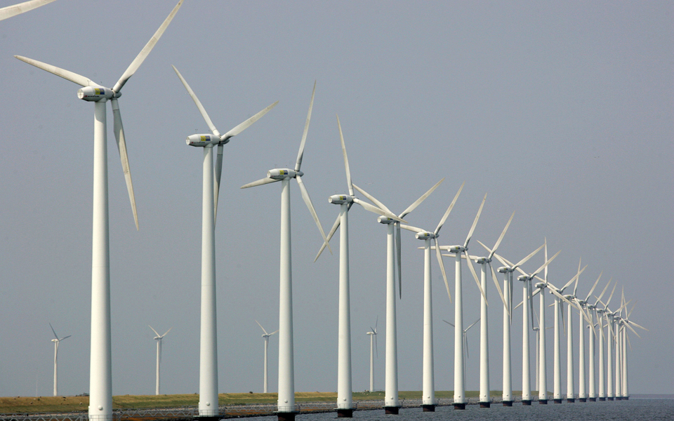 ρεκόρ-καταγράφουν-οι-επιδόσεις-της-ελ-2114199