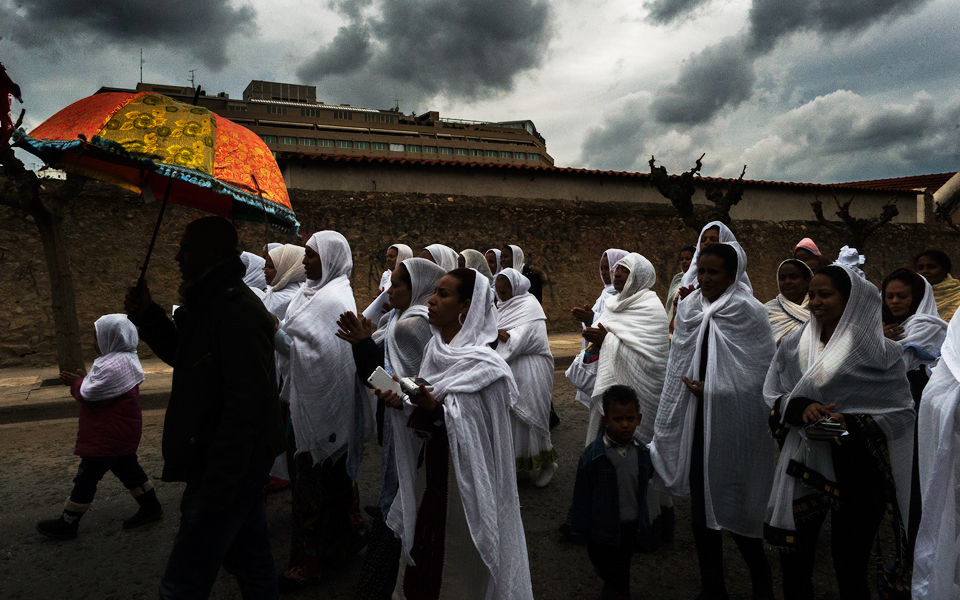 στη-θρησκευτική-βαβέλ-της-αιόλου-2113836