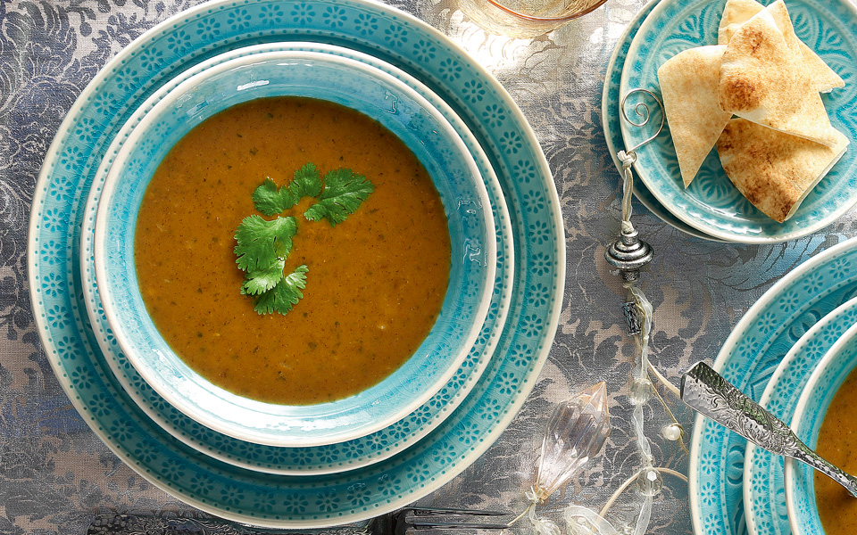 σούπα-βελουτέ-με-κόκκινο-κάρι-και-καρύ-2114756