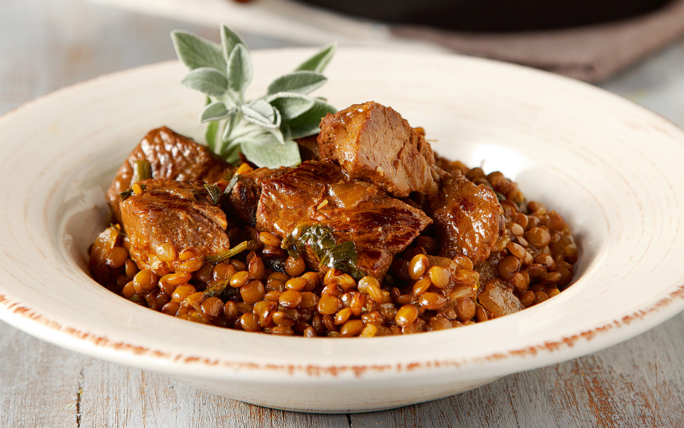 φακές-με-μοσχάρι-στην-κατσαρόλα-2113686