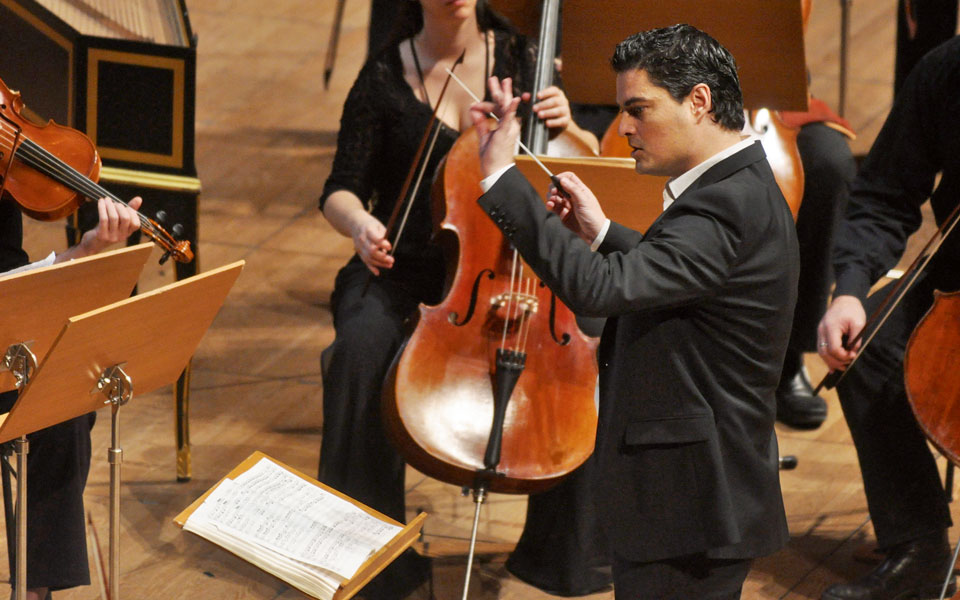 η-απογείωση-της-καμεράτας-2116136