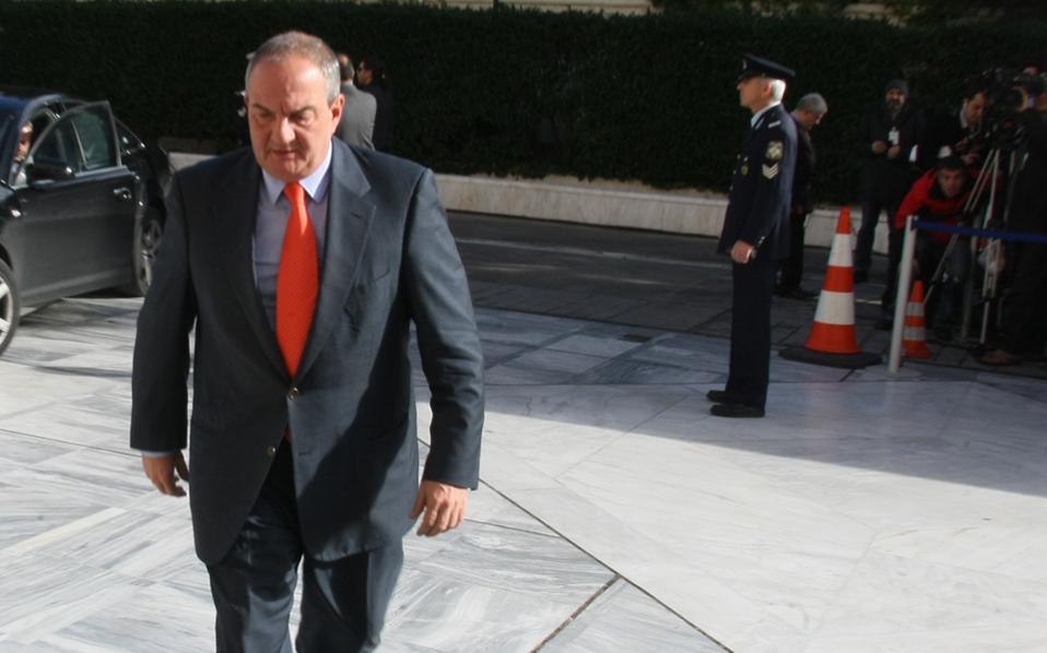 ο-κ-καραμανλής-και-τα-σενάρια-2116014