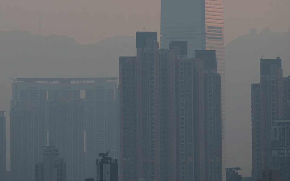 εκτός-ατζέντας-το-όριο-στις-εκπομπές-α-2112592
