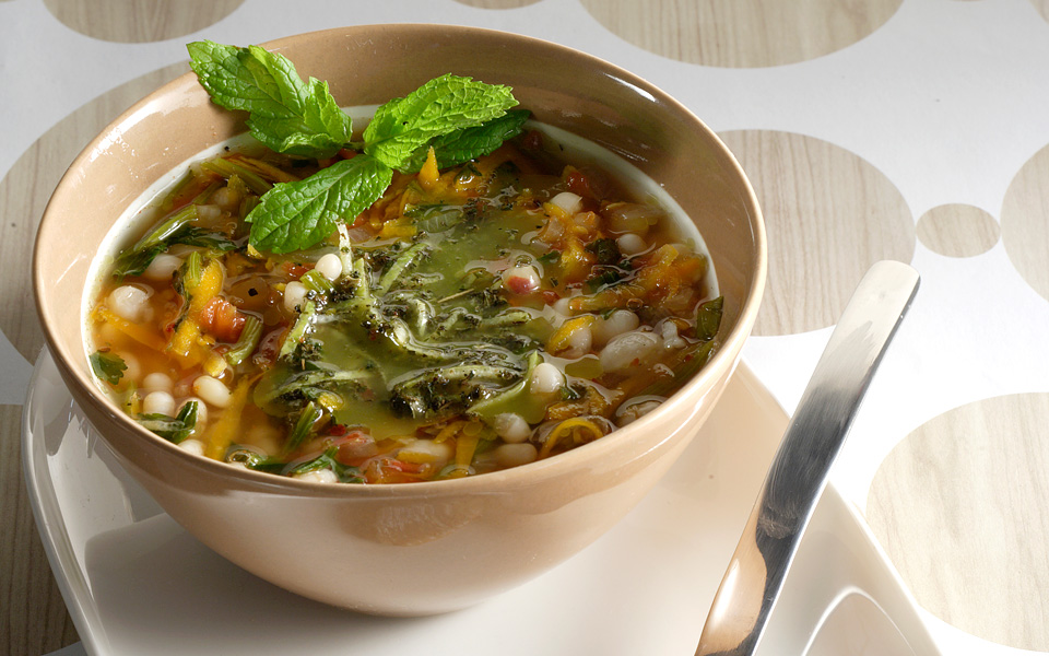 κόκκινη-φασολάδα-με-λεμόνι-και-ξύσμα-π-2113660