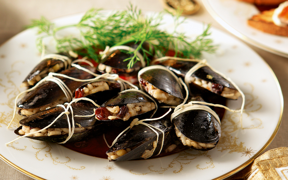 μύδια-ντολμάδες-γεμιστά-με-ρύζι-2115511