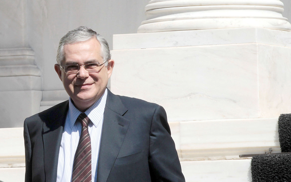 πρόσωπα-2113680