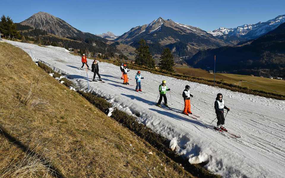 οι-ολόλευκες-πλαγιές-όλο-και-λιγοστεύ-2116654