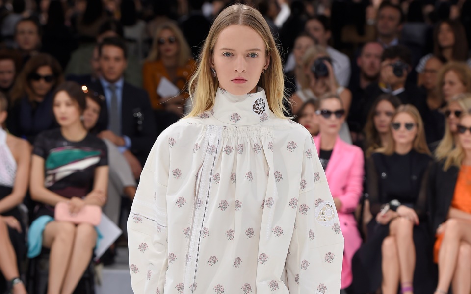 dior-ο-μύθος-ζει-2115877