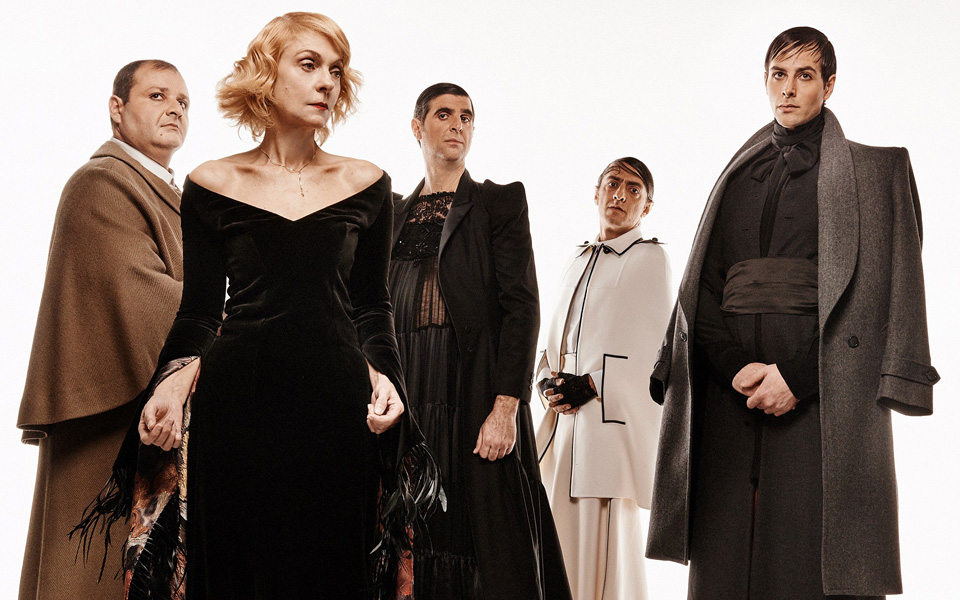 η-μισαλλοδοξία-στη-στέγη-2114353