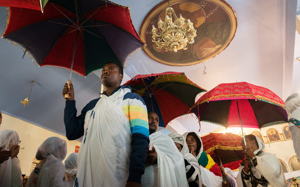 τρόποι-λατρείας-ψηλαφίζοντας-το-απ-2114037