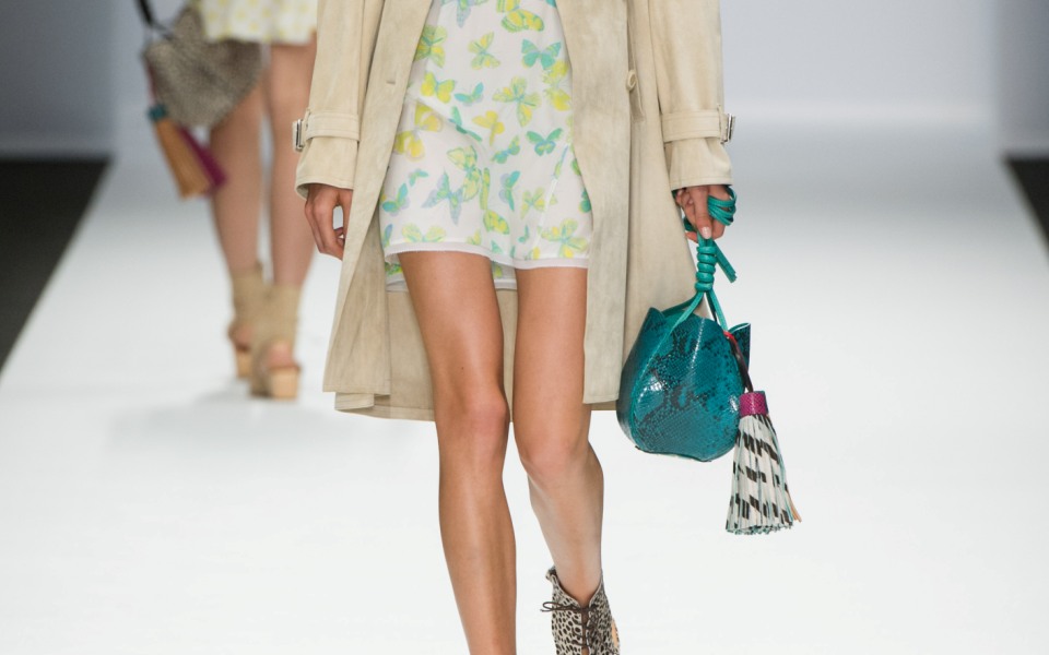 τσάντες-πουγκιά-σε-υπέροχα-σχέδια-2114114