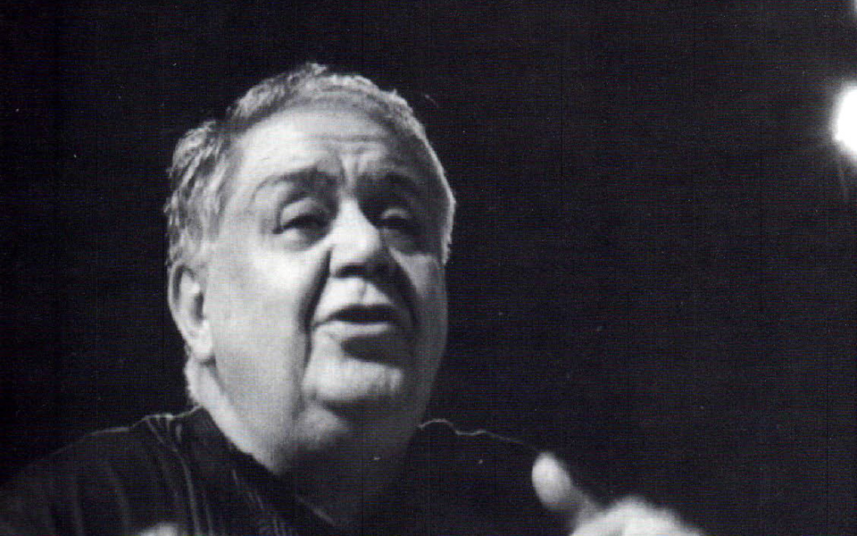 αγνωστα-ντοκουμέντα-για-τον-μάνο-χατζ-2112731