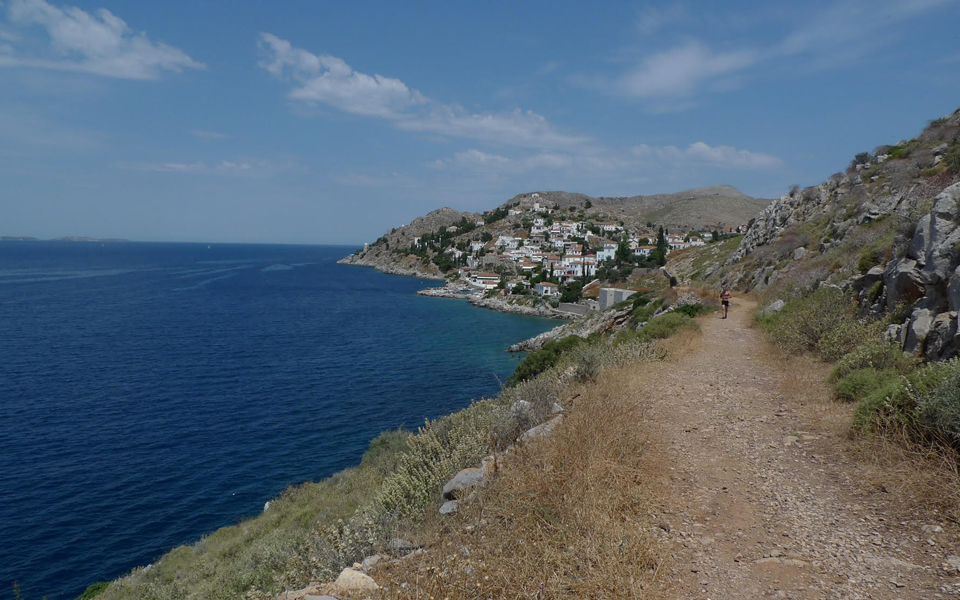 αγαπημένο-μονοπάτι-στην-υδρα-κινδυνε-2114444