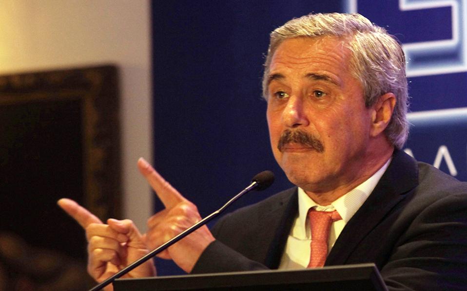 ανοιγμα-μανιάτη-στο-ποτάμι-2118627