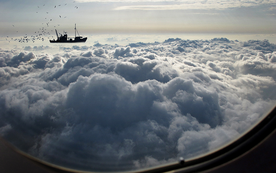 ανθρωποι-σύννεφα-φαντασία-και-πραγμα-2118276