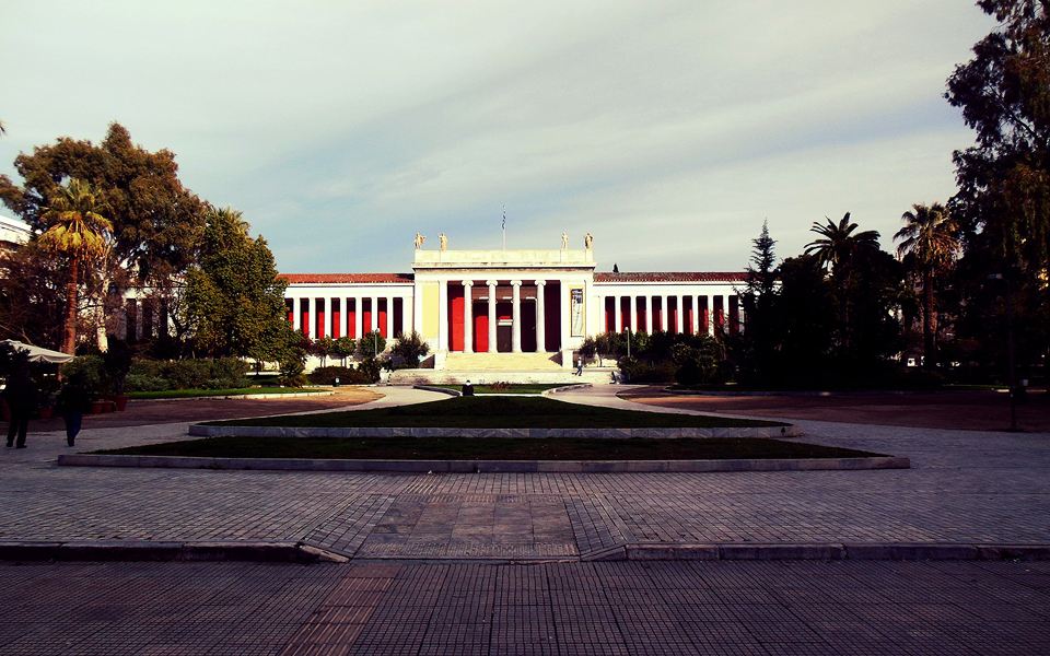 η-επιλογή-της-παρακμής-2118322