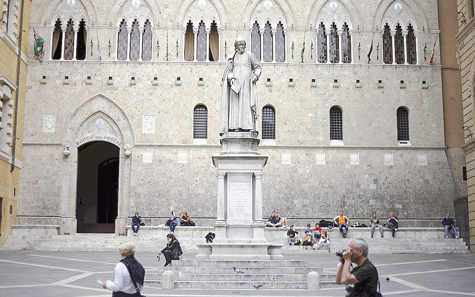 ο-ντράγκι-καθησύχασε-τους-επενδυτές-τ-2119333