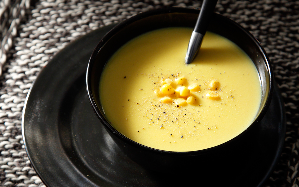 κρεμώδης-καλαμποκόσουπα-με-τζίντζερ-2119748