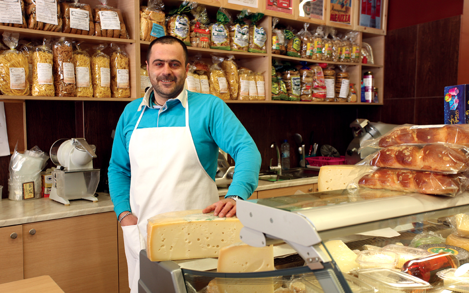 όλη-η-ελλάδα-σ-ένα-μπακάλικο-2119632