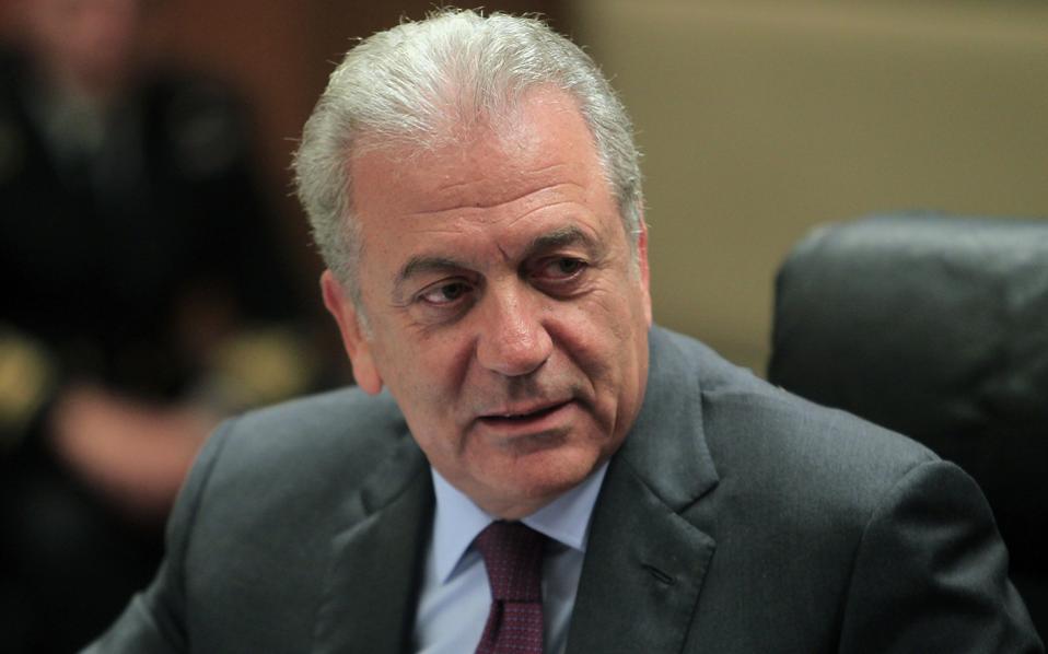 αβραμόπουλος-η-ευρώπη-πρέπει-να-απαντ-2119070