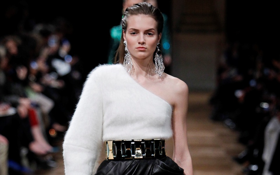 στολίδια-διακριτικά-και-περίτεχνα-κο-2118990