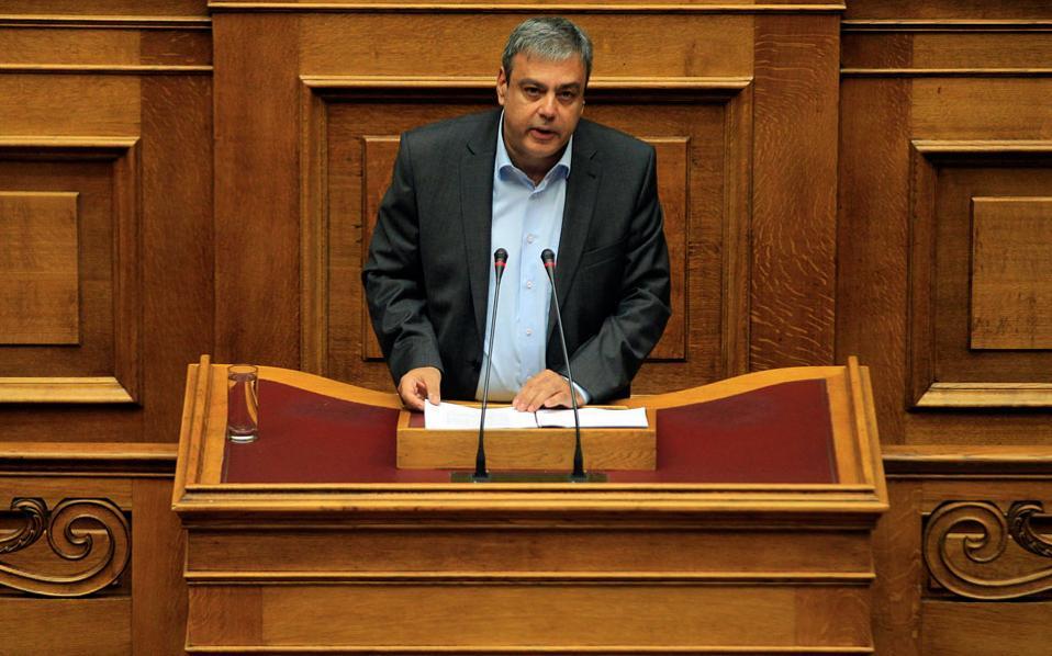 ενταξη-των-μετακλητών-στα-νέα-οργανογ-2118875