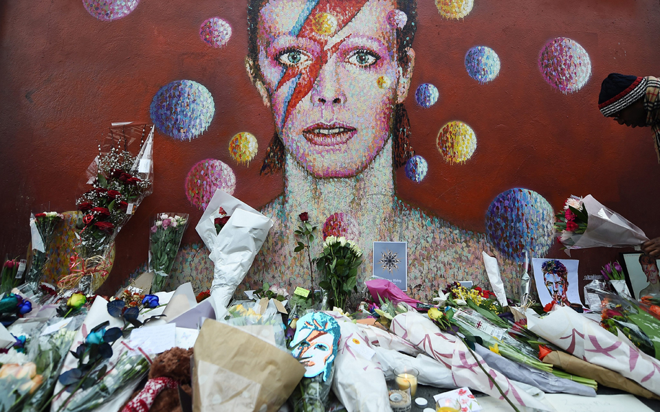 under-pressure-η-αγάπη-μια-παλιομοδίτικη-λέξη-2118307