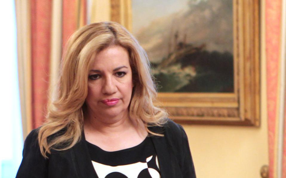 γεννηματά-η-κυβέρνηση-πρέπει-να-πετάξ-2119900