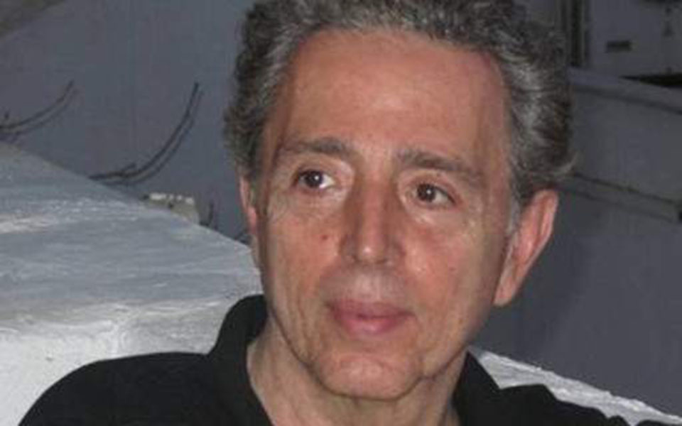 ενας-γλύπτης-πειραματιστής-της-φόρμα-2119610