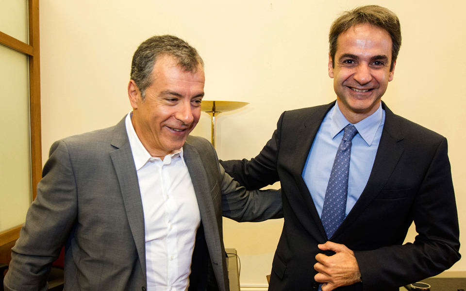 o-θεοδωράκης-κλείνει-την-πόρτα-στο-πασο-2119150