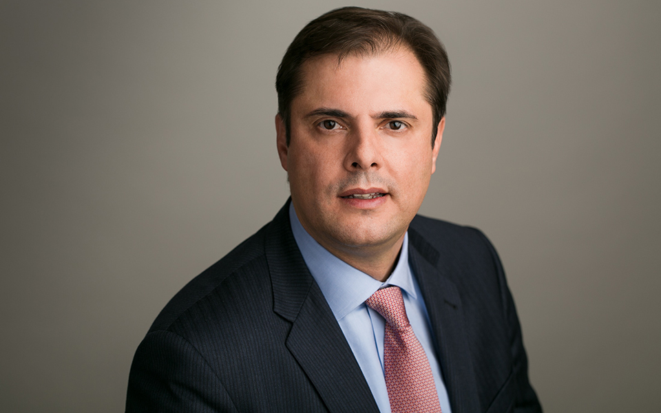 eντουάρντο-μούρα-η-κυβέρνηση-επέλεξε-ν-2118451