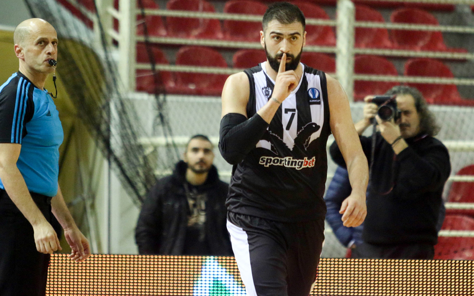 πλεονέκτημα-για-παοκ-η-δύναμη-της-έδρα-2117939