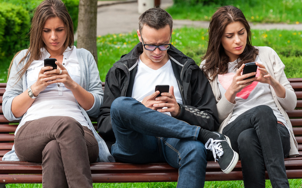 αφήστε-τα-smartphones-και-αποκτήστε-αυτοπεποίθ-2116800