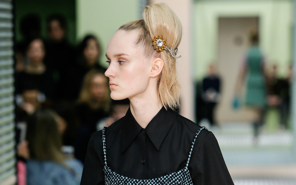 hair-sparkle-δημιουργήστε-υπέροχα-χτενίσματα-2118353