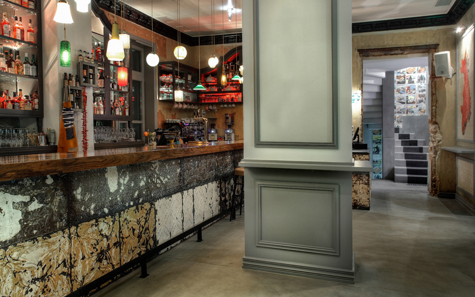 dalliance-house-2117208