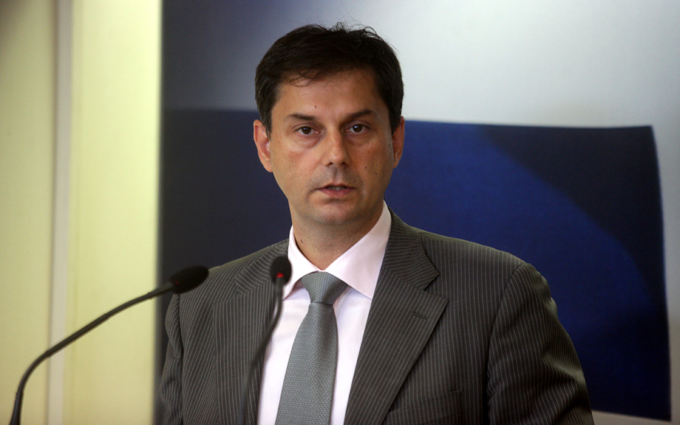 ο-στ-θεοδωράκης-πρέπει-να-φερθεί-με-γεν-2118549