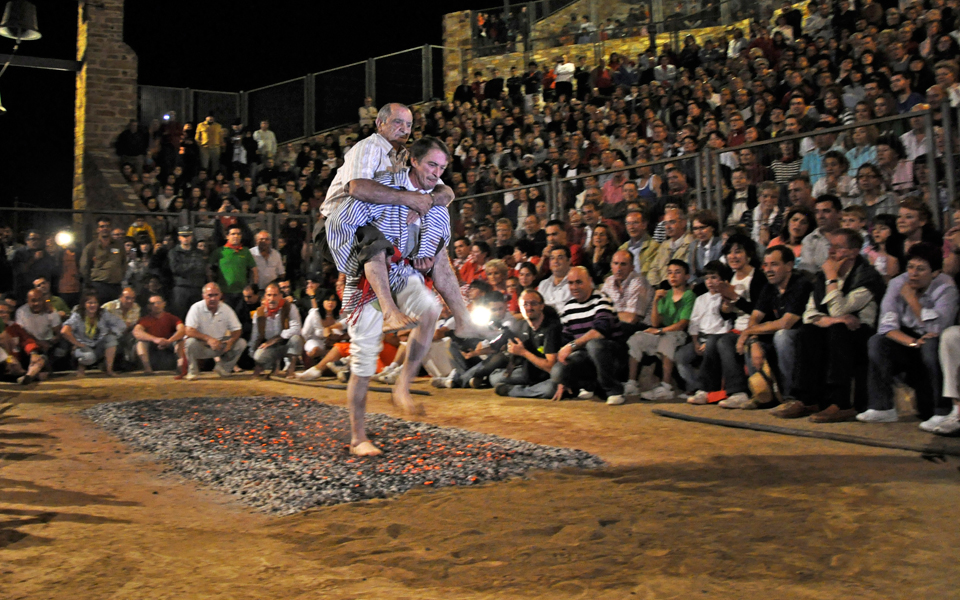 δ-ξυγαλατάς-περισσότερες-τελετουργί-2117569