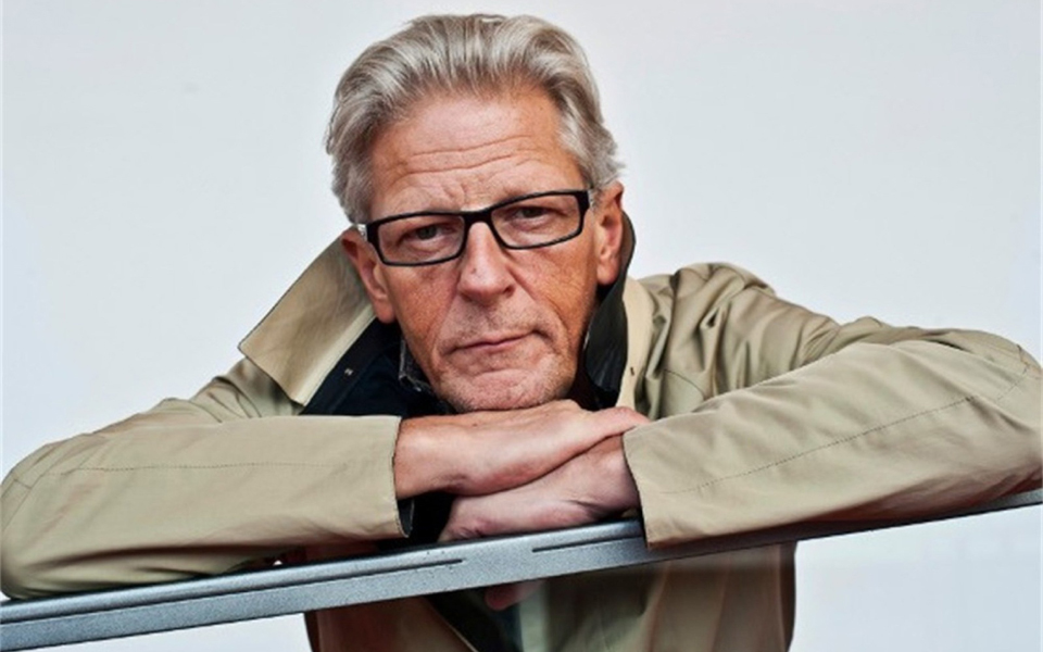 γιαν-φαμπρ-μου-αρέσετε-γιατί-δεν-είστε-2121672