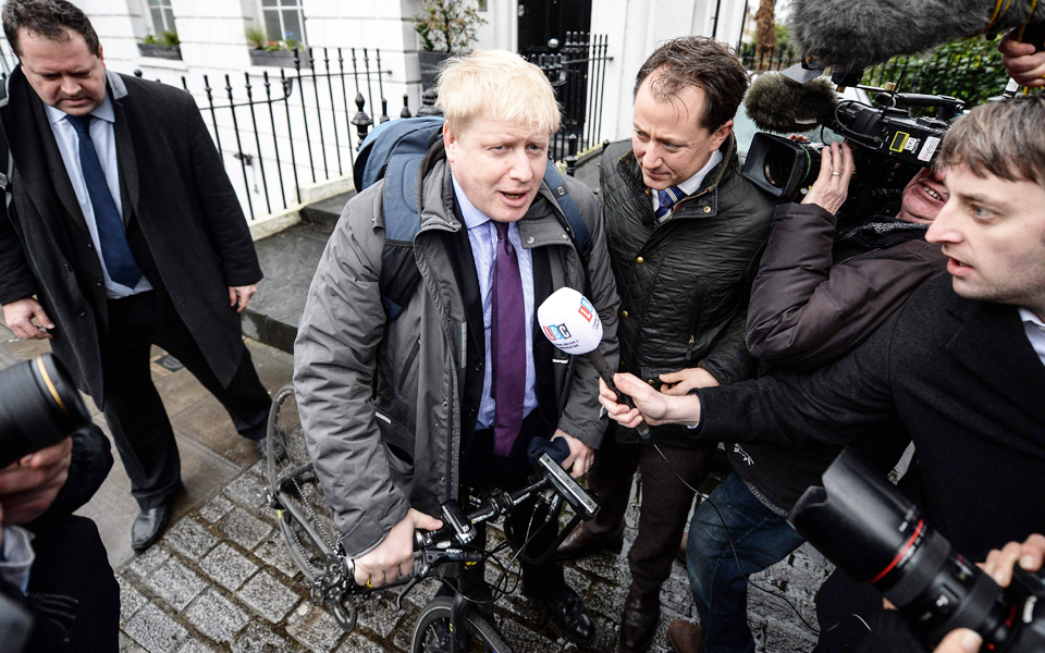 μεγάλες-πιέσεις-στη-στερλίνα-λόγω-του-br-2123355