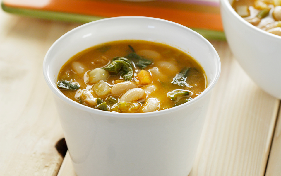 φασολάδα-με-χορταρικά-και-πατάτες-ribollita-toscana-2121365