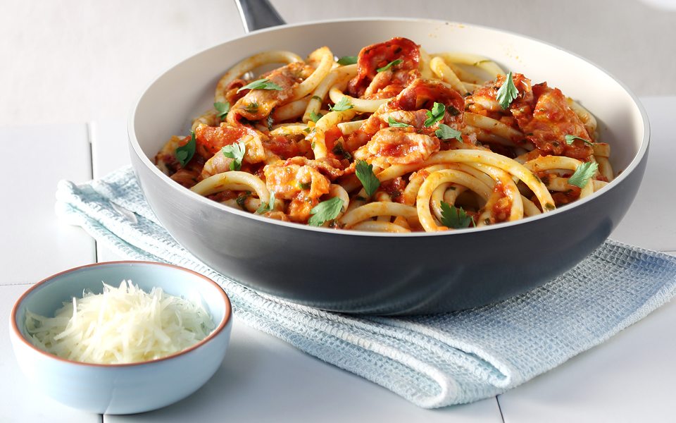 bucatini-all-amatriciana-2121582