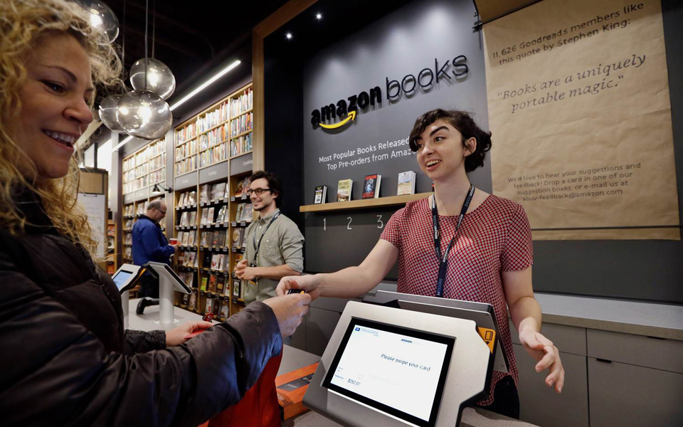 η-amazon-προσδίδει-λίγο-συναίσθημα-στις-πω-2120964