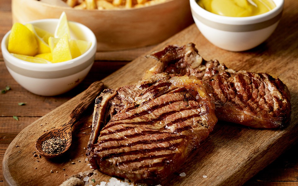 μπριζόλες-μοσχαρίσιες-με-σάλτσα-λαδο-2123957