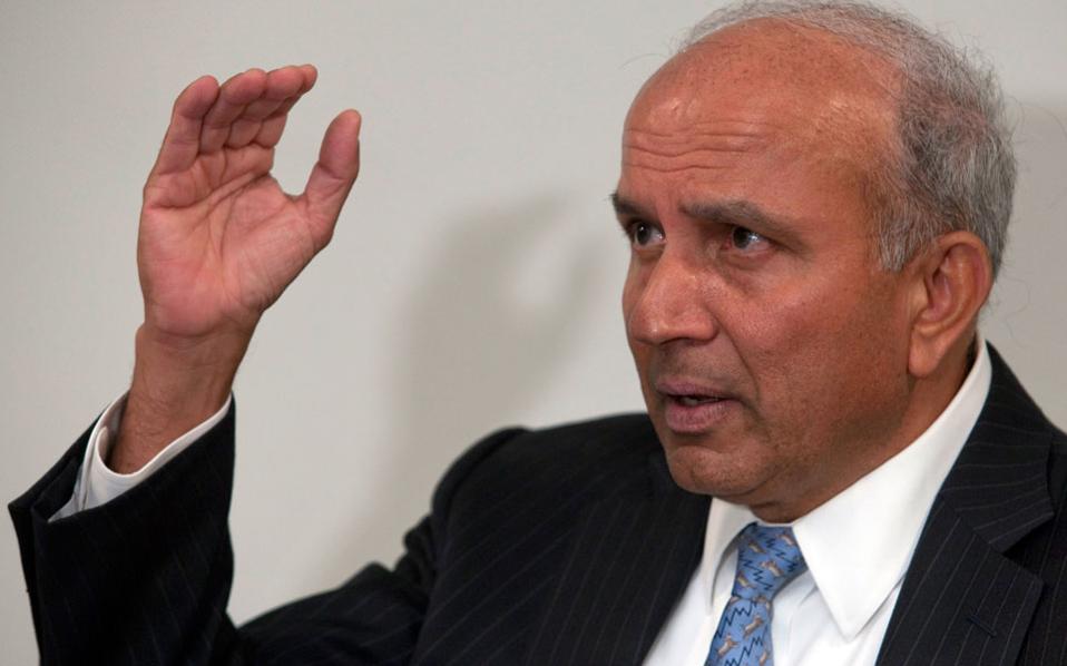 μέσα-σε-ένα-μήνα-έχασα-τα-μισά-λεφτά-2121208