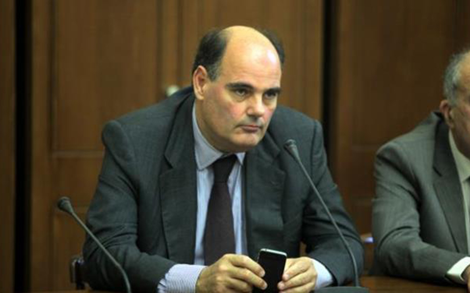 αποχώρηση-ν-δ-με-αιχμές-από-τον-εθνικό-2123519