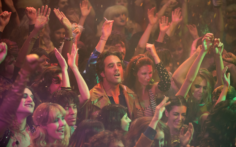 κολάζ-εικόνων-του-70-με-εκρηκτικές-μου-2122914