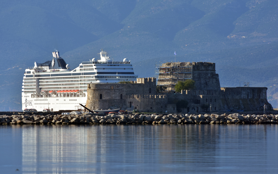 οι-μεγάλοι-της-κρουαζιέρας-αντικαθισ-2120695